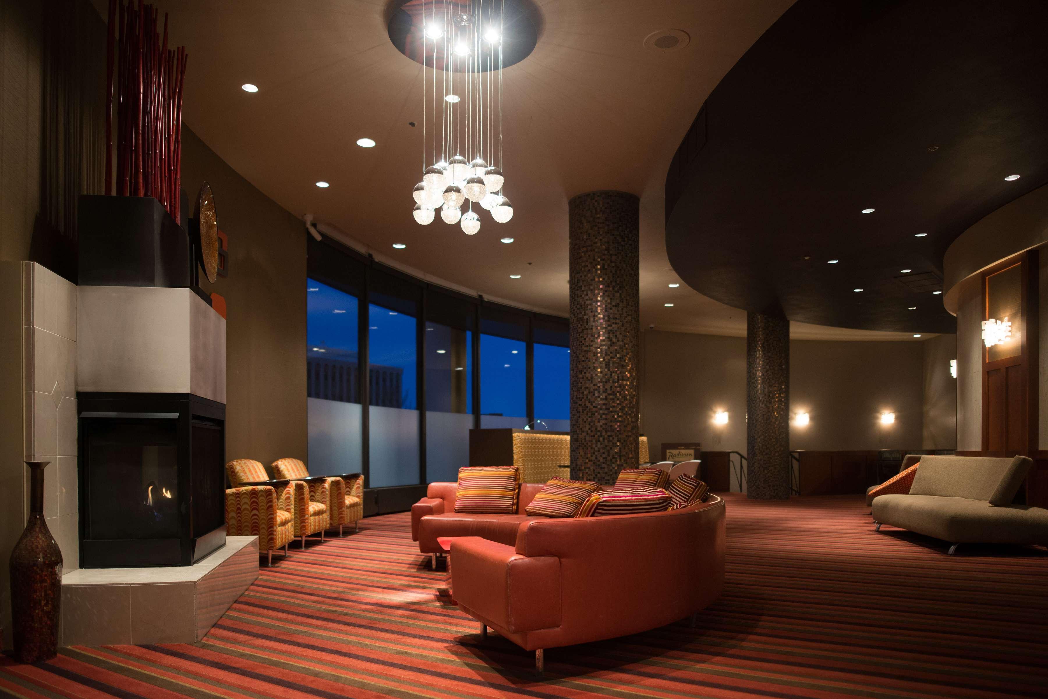 Radisson Hotel Duluth-Harborview ภายนอก รูปภาพ